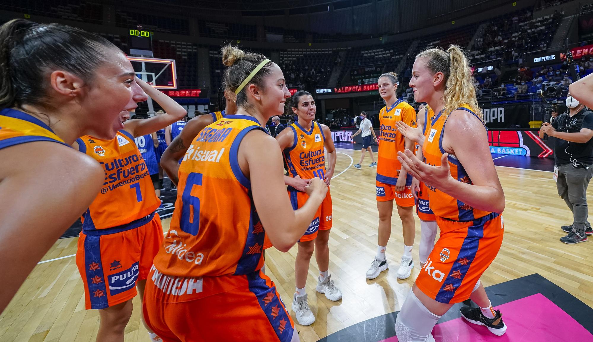 Final Supercopa LF Endesa Valencia Basket - Perfumerías Avenida