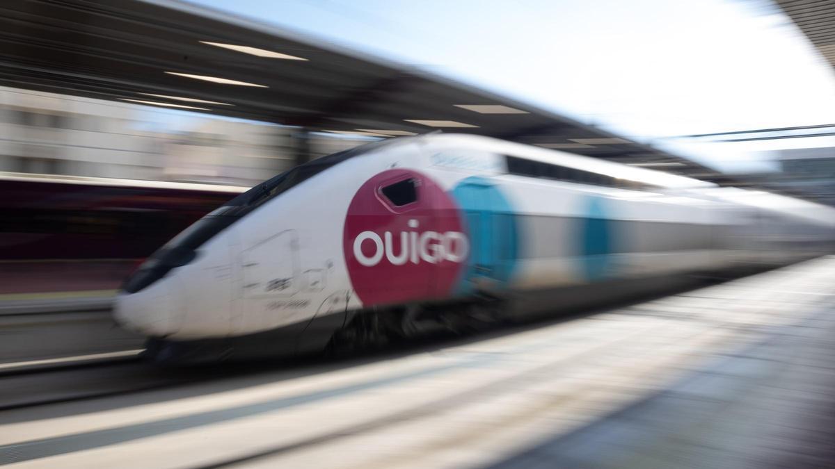 Un tren de Ouigo en la estación de Chamartín-Clara Campoamor, el pasado día 2.