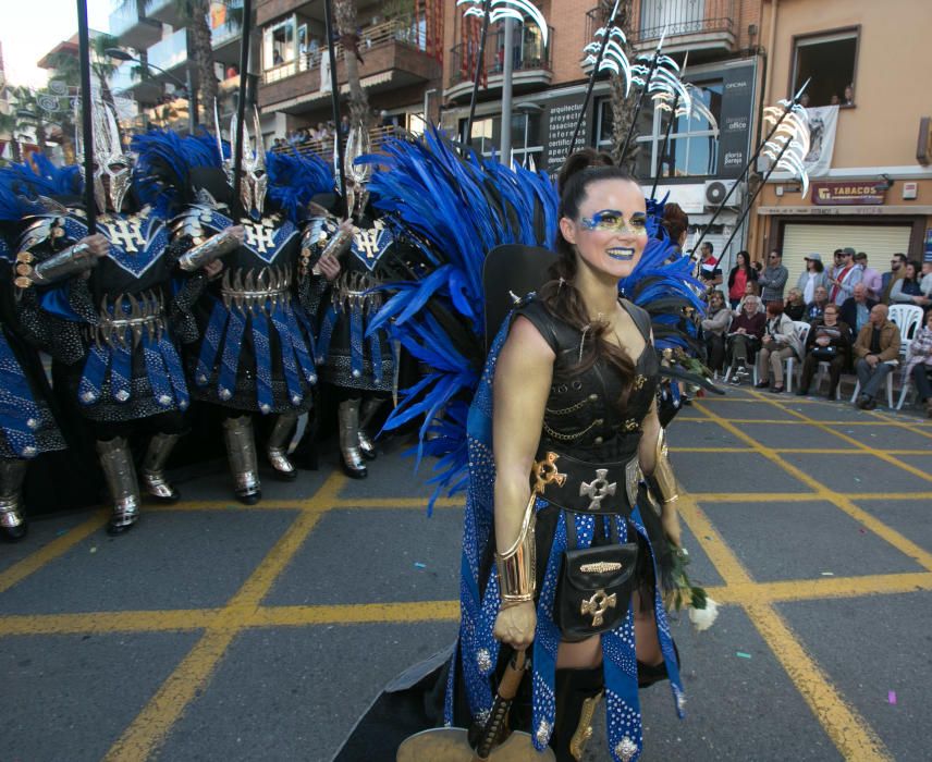 San Vicente celebra su entrada cristiana en las fiestas de Moros y Cristianos 2019