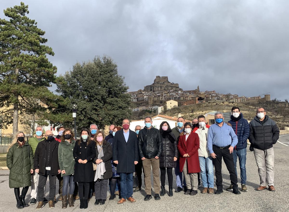 El actual secretario general, Ernest Blanch, arropado por alcaldes y militantes dels Ports.