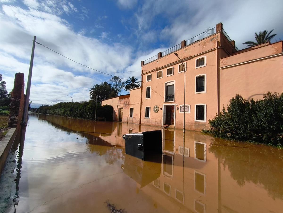Hort de l’Àliga anegado tras el desbordamiento del Barxeta el 29 de diciembre.