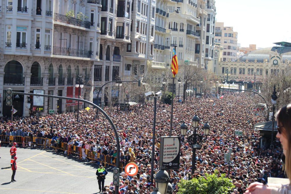 !9 de marzo. Se acabó la fiesta. Con un poco menos de calor, pero no demasiado, y con el llenazo habitual del día de San José.