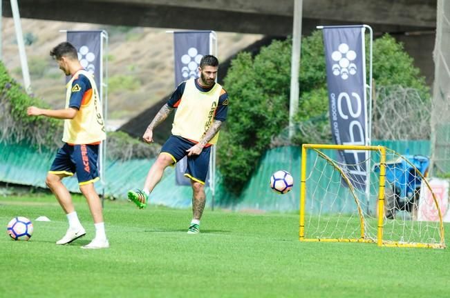 Entrenamienro de la UD Las Palmas previo a la ...