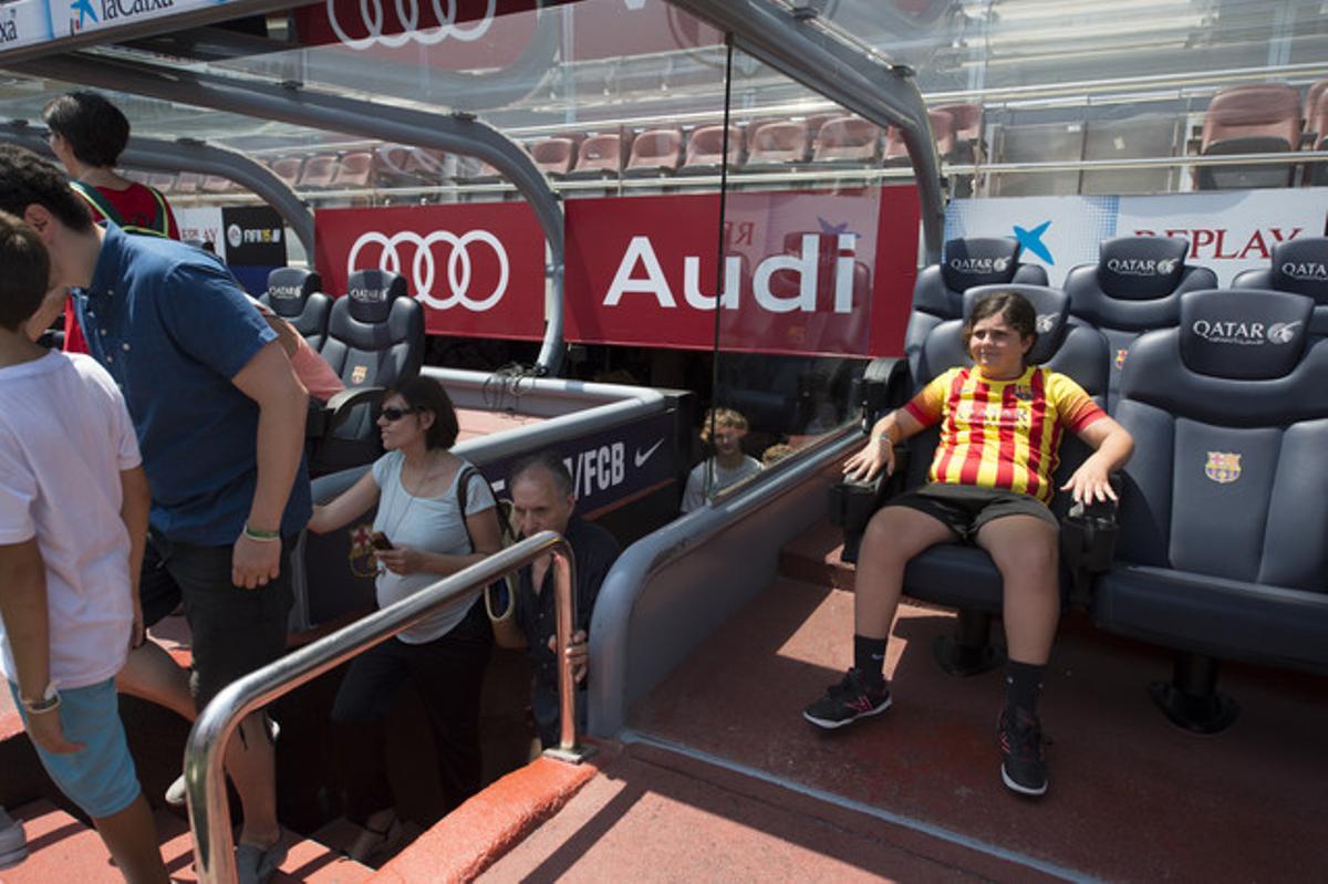 Els socis del Barça han tingut l’oportunitat de poder seure a la banqueta del Camp Nou.