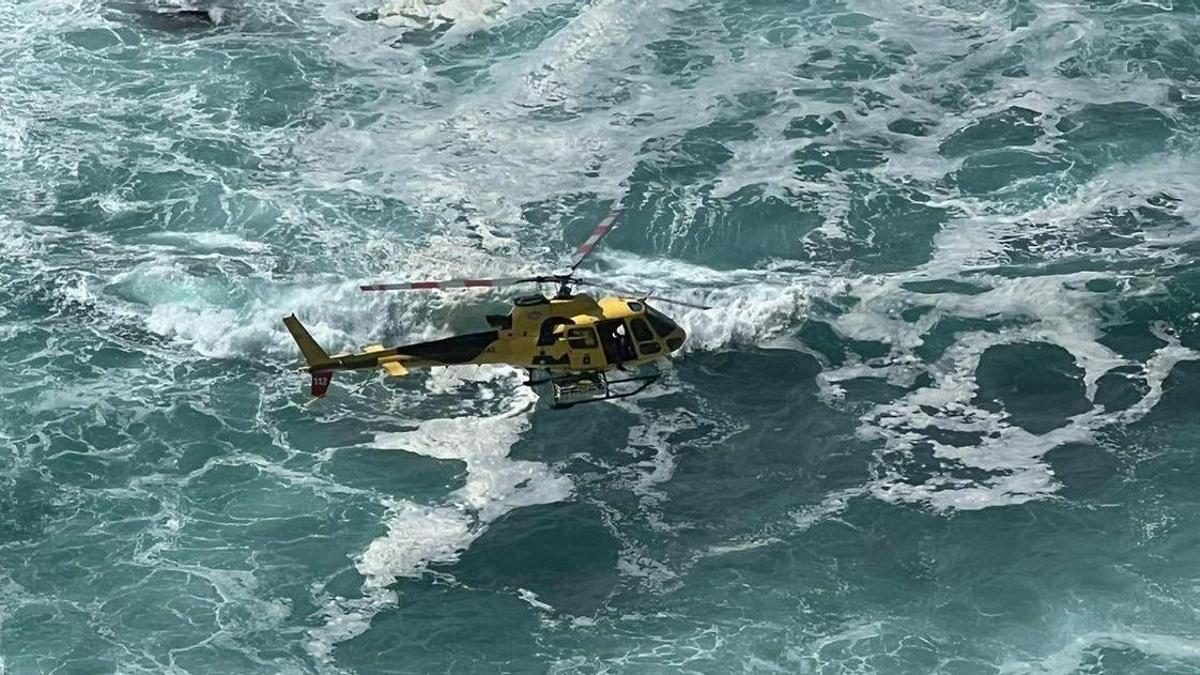 Hallado muerto en un pedrero de la costa de Cudillero un hombre al que su familia buscaba desde hace dos días