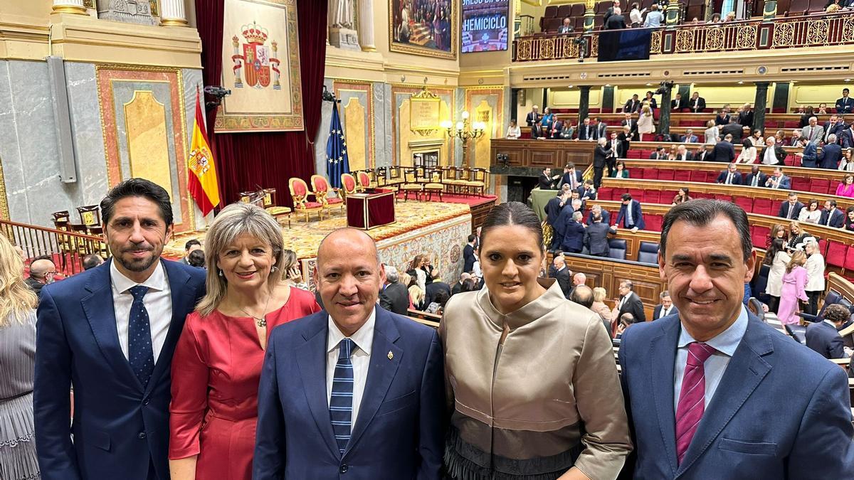 Parlamentarios del Partido Popular de Zamora en la jura de la Constitución de Leonor.