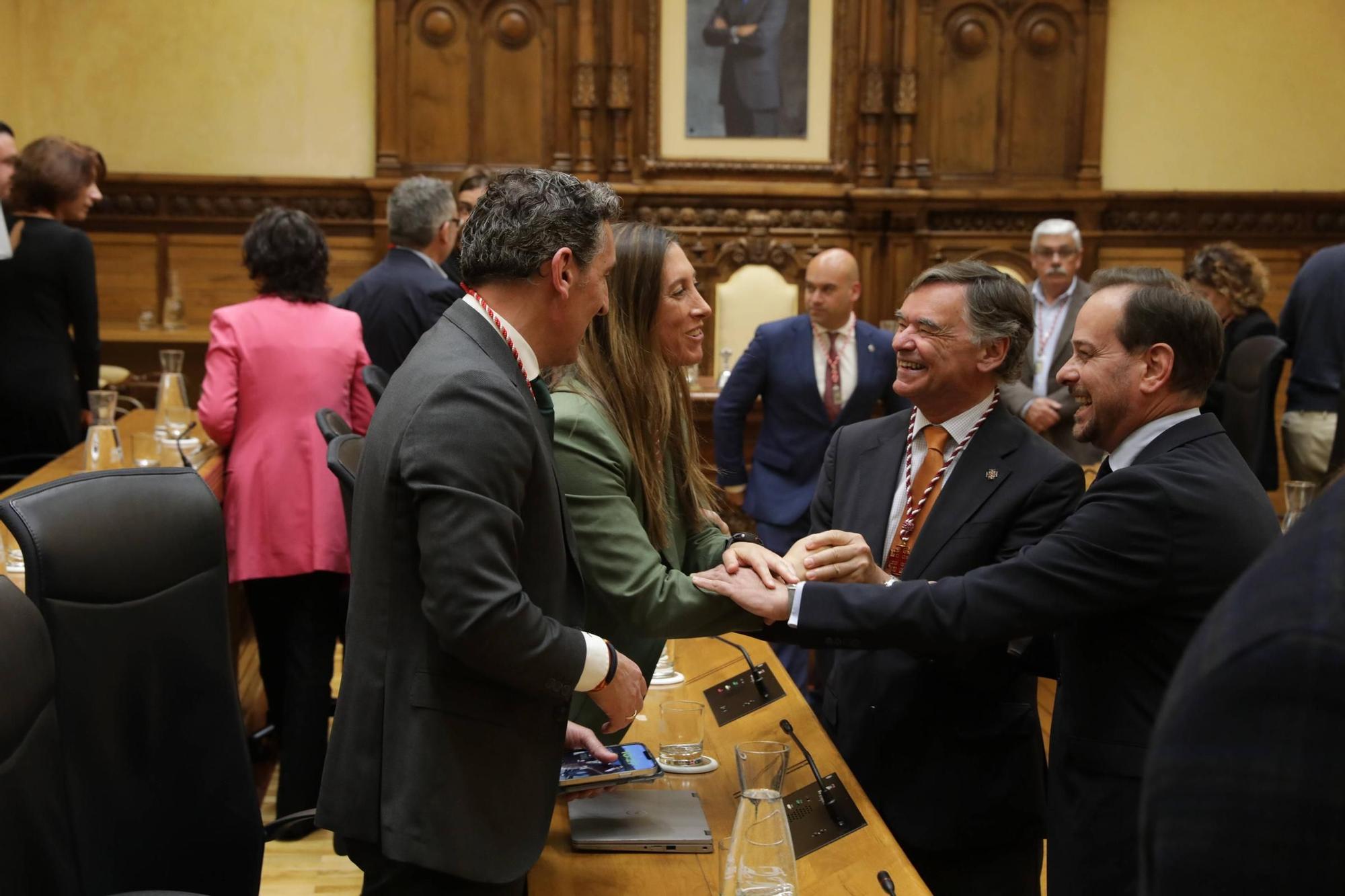 Así ha sido el pleno de honores en Gijón (en imágenes)