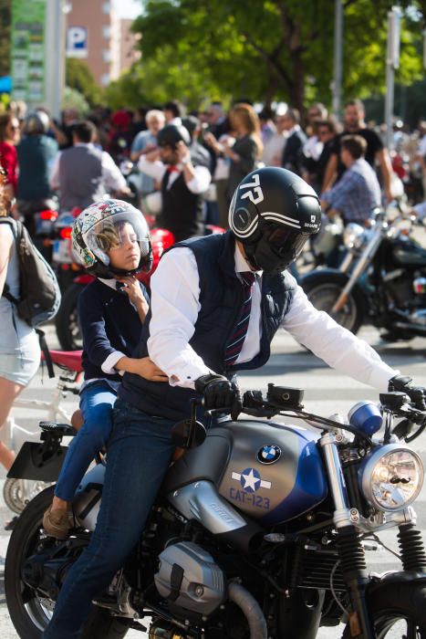 Motos custom y vintage invaden Alicante para luchar contra el cáncer de próstata