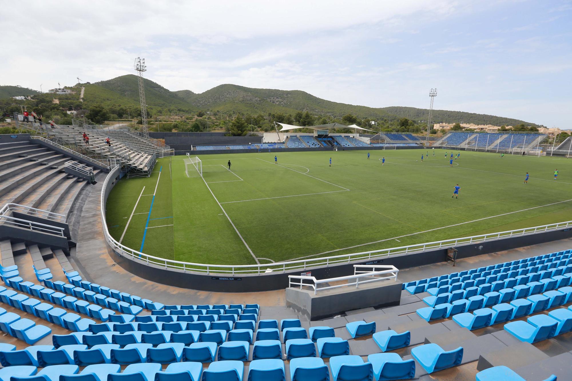 Empieza la transformación del estadio de Can Misses en Ibiza