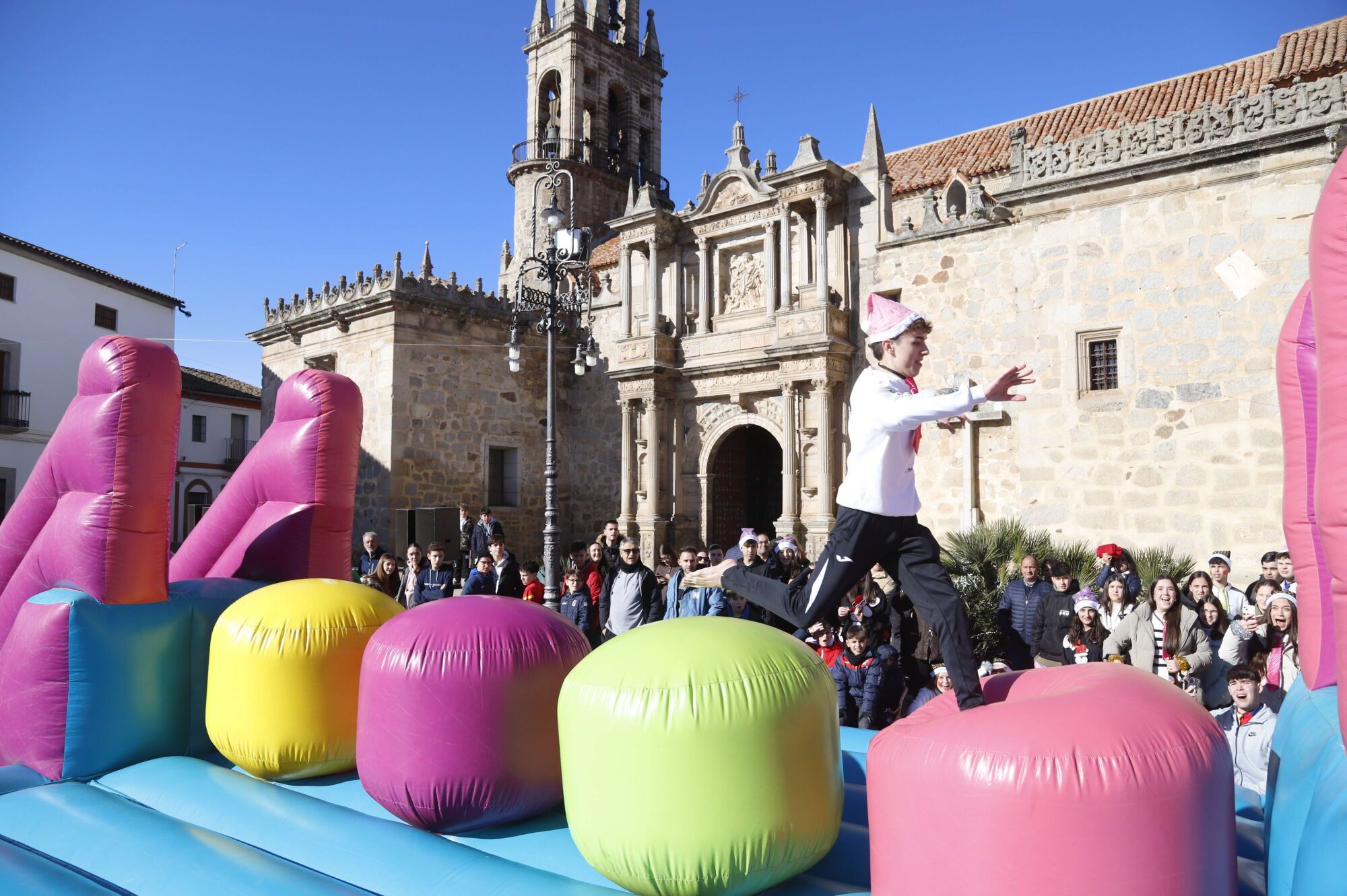 Los juegos del frío de Hinojosa, en imágenes