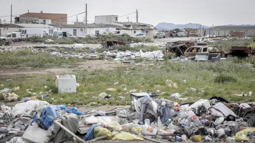 Cort teme el &quot;show&quot; en el derribo de casas mañana en Son Banya