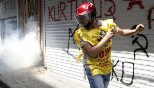 Graves enfrentamientos entre la policía y manifestantes en Estambul.