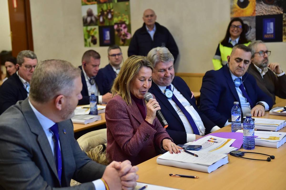 Fotogalería | La delegación de eurodiputados visita Almaraz y conoce de primera mano el funcionamiento de la central nuclear
