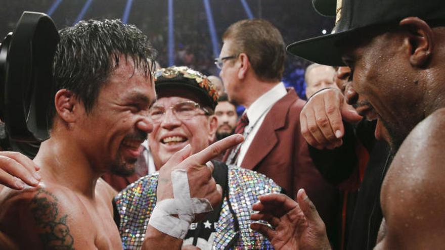 Pacquiao y Mayweather en la pelea del siglo.