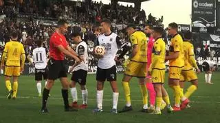 La estrategia del Mérida para evitar la presión sobre el lanzador de penaltis