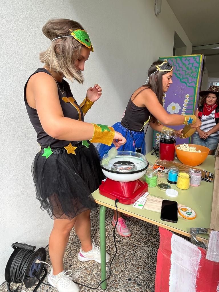 Moaña cierra sus campamentos de verano con una fiesta de disfraces