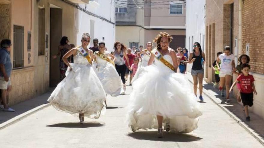 Alfarp corre la tradicional traca por Sant Jaume