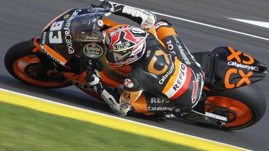 Márquez vence en Moto2 tras remontar desde la última posición