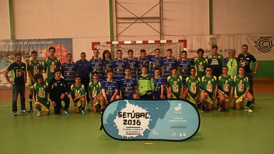 El Balonmano Cáceres brilla en un torneo luso