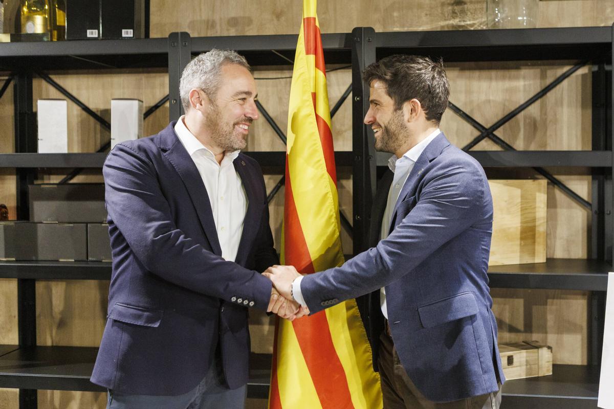 Ramon Bacardit i Sergi Perramon han presentat l'acord en una calculada posada en escena