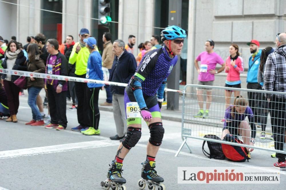 Murcia Maratón. Patinadores en carrera