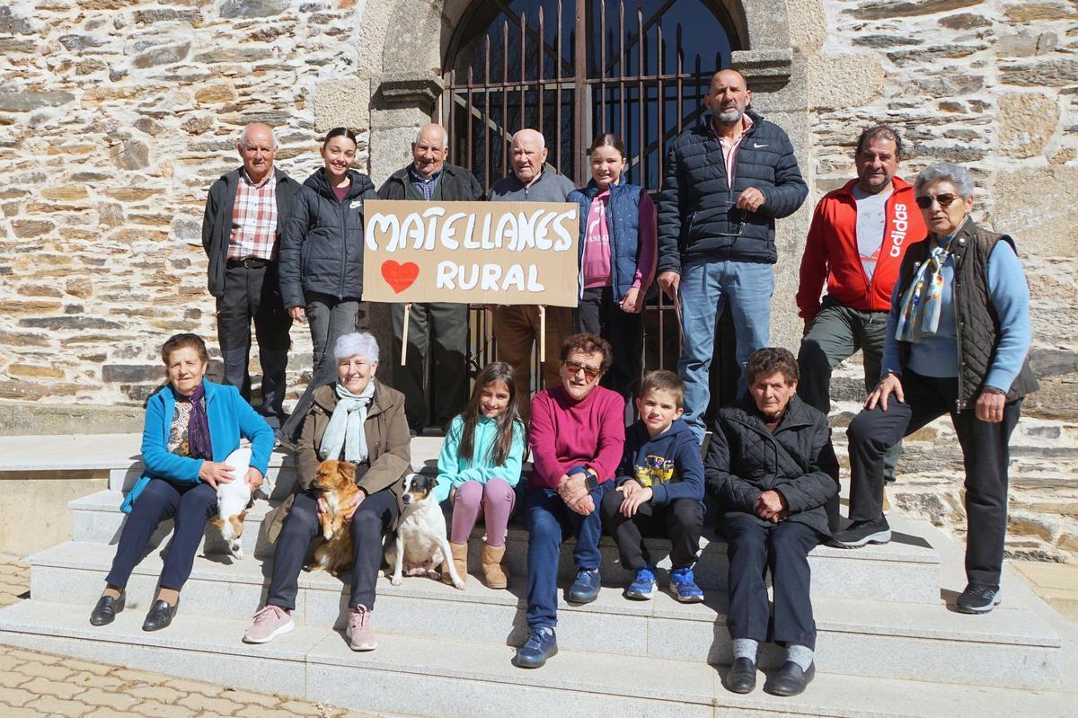 Concentración por el séptimo aniversario de la revuelta de la España Vaciada en Mellanes de Aliste.