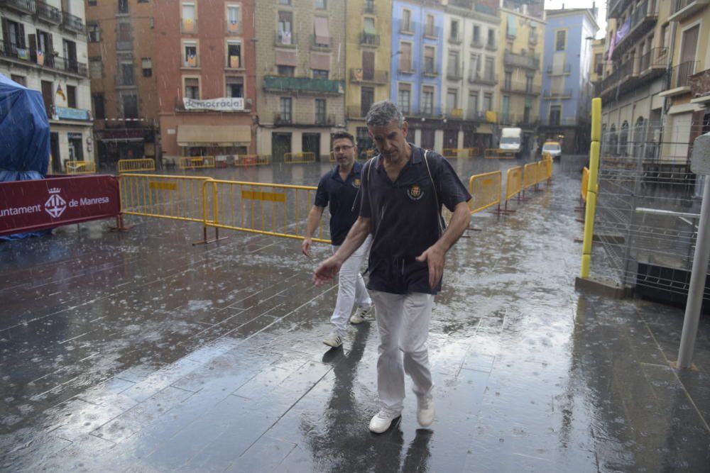 La tronada, ajornada per la pluja