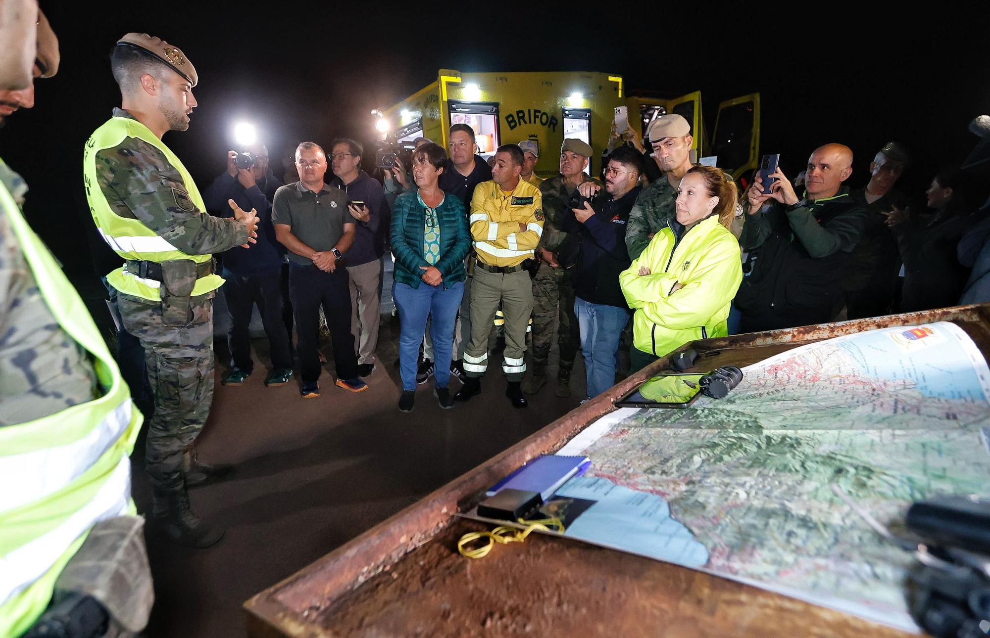 Visita nocturna al Operativo de Prevención y Extinción de Incendios Forestales