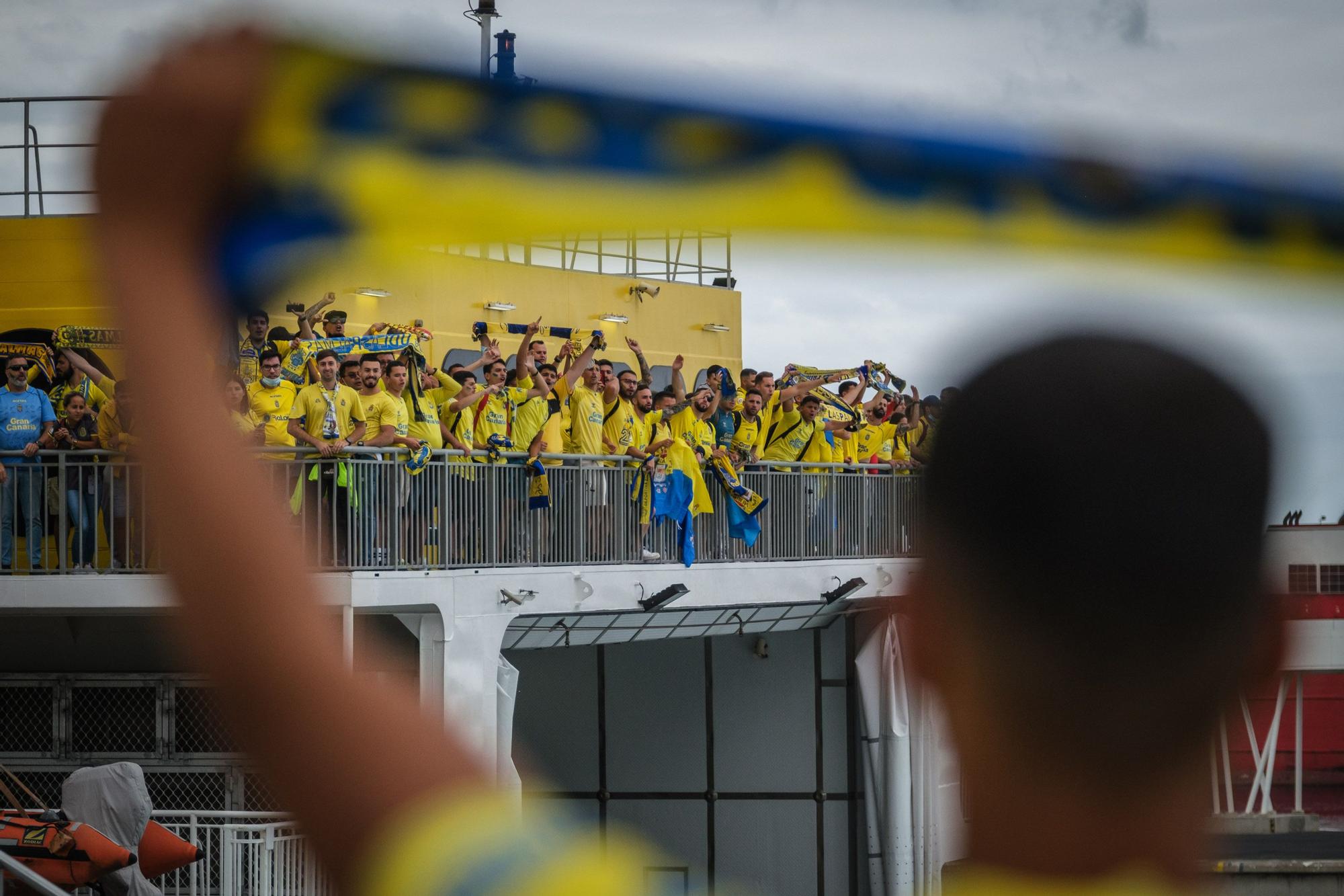 Ambiente previo del playoff entre CD Tenerife-UD Las Palmas