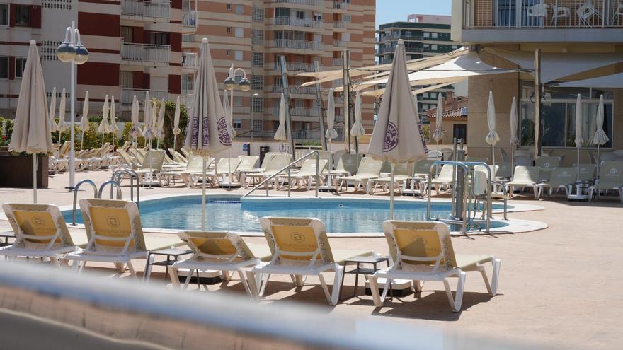 Muere un joven ahogado en la piscina de un hotel en Benicàssim