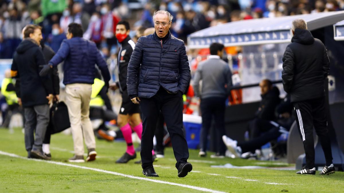 Juan Ignacio Martínez, en un momento del partido ante el Sporting en La Romareda.
