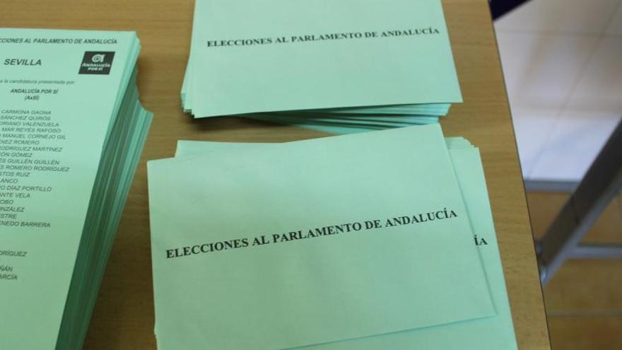 El PSOE es desploma a Andalusia i obre la porta a un govern de dretes