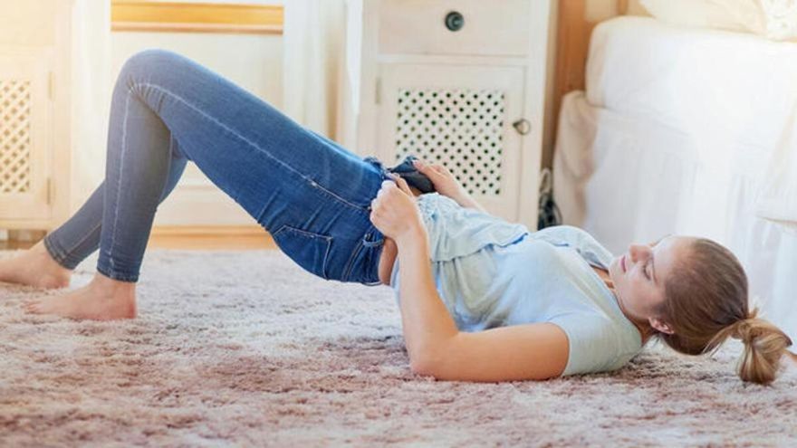 ¡Vaqueros perfectos siempre! Trucos infalibles para ajustar o alargar tus jeans favoritos