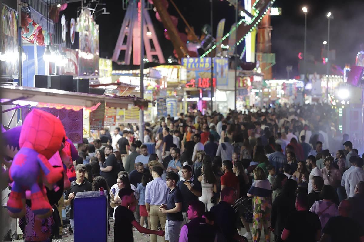 Fuegos y luz para el inicio de la Feria de Córdoba