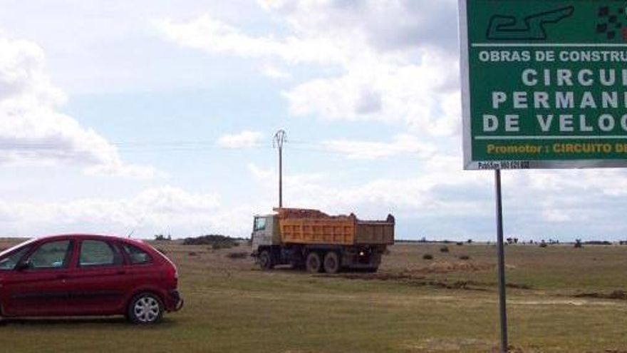 Terrenos en los que está previsto construir el circuito de velocidad en Cerezal.