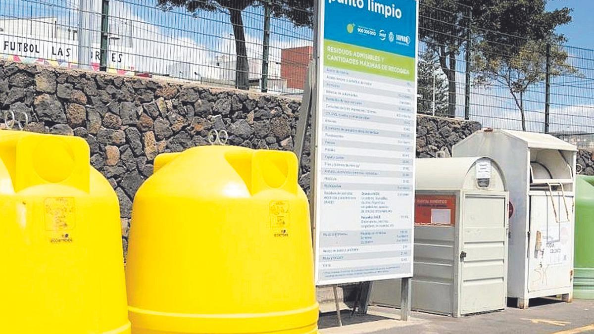 Punto limpio de Las Torres de Taco, en el municipio de La Laguna.