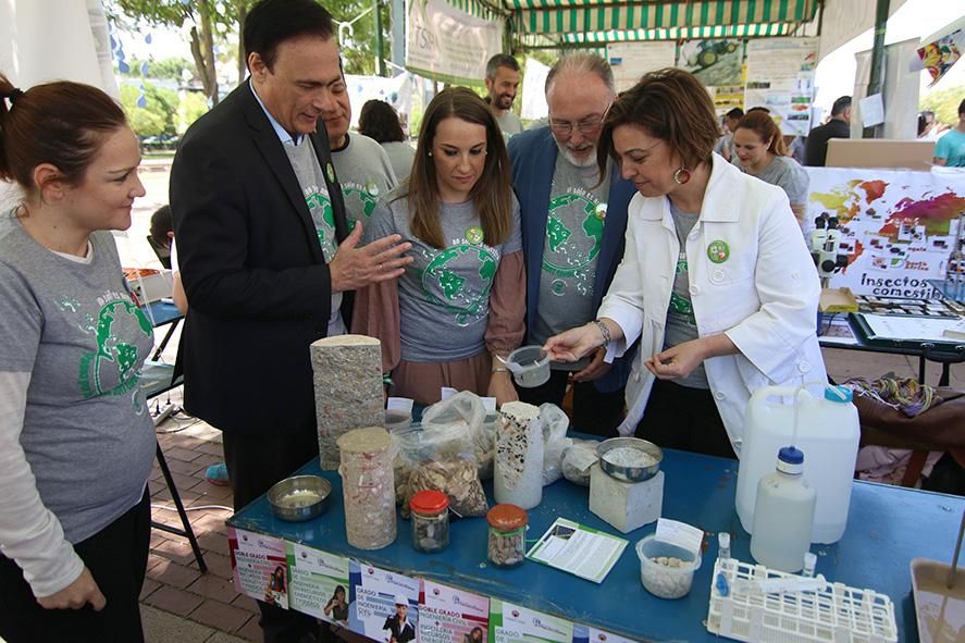 Fotogalería / El 'Paseo de la Ciencia', el Vial Norte de Córdoba