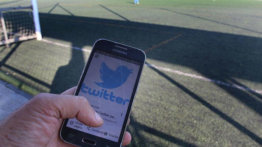 El Twitter se ha convertido en una herramienta habitual en los clubes para transmitir información de sus equipos.