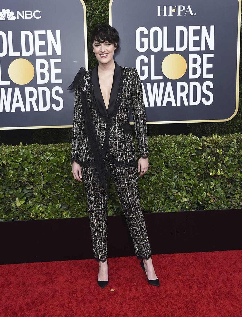 Phoebe Waller Bridge, con look masculino