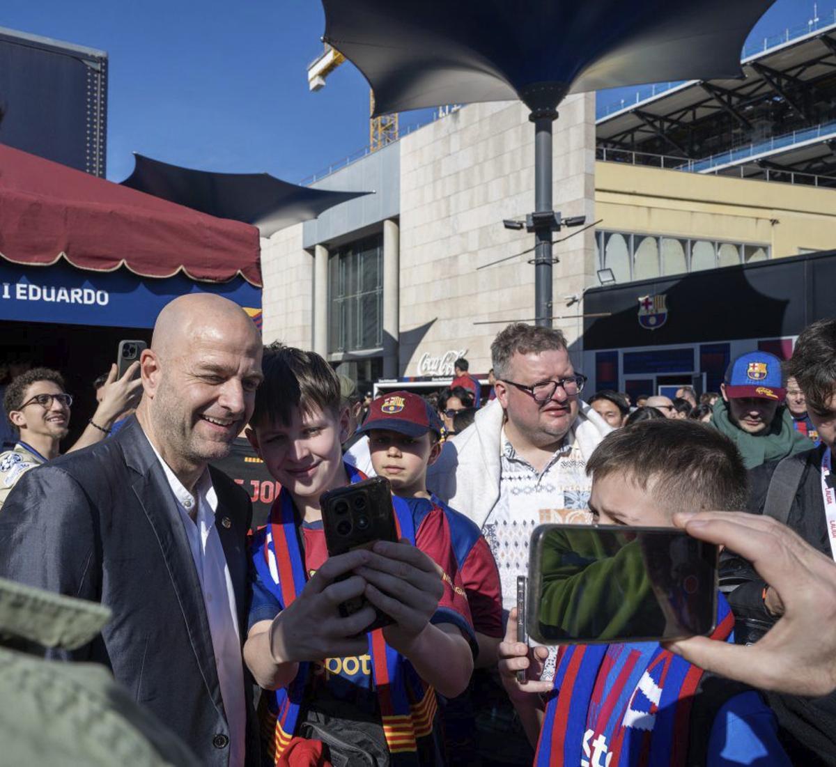 Macarrons, vermut i carpes