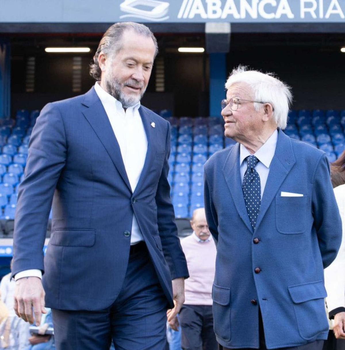 Juan Carlos Escotet, en Riazor en un acto con los socios de oro del Deportivo. |  RCD