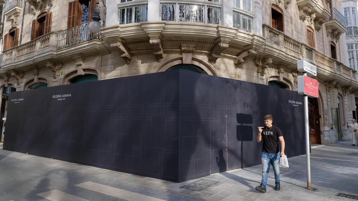 Las obras del nuevo local de la Relojería Alemana terminarán en junio.