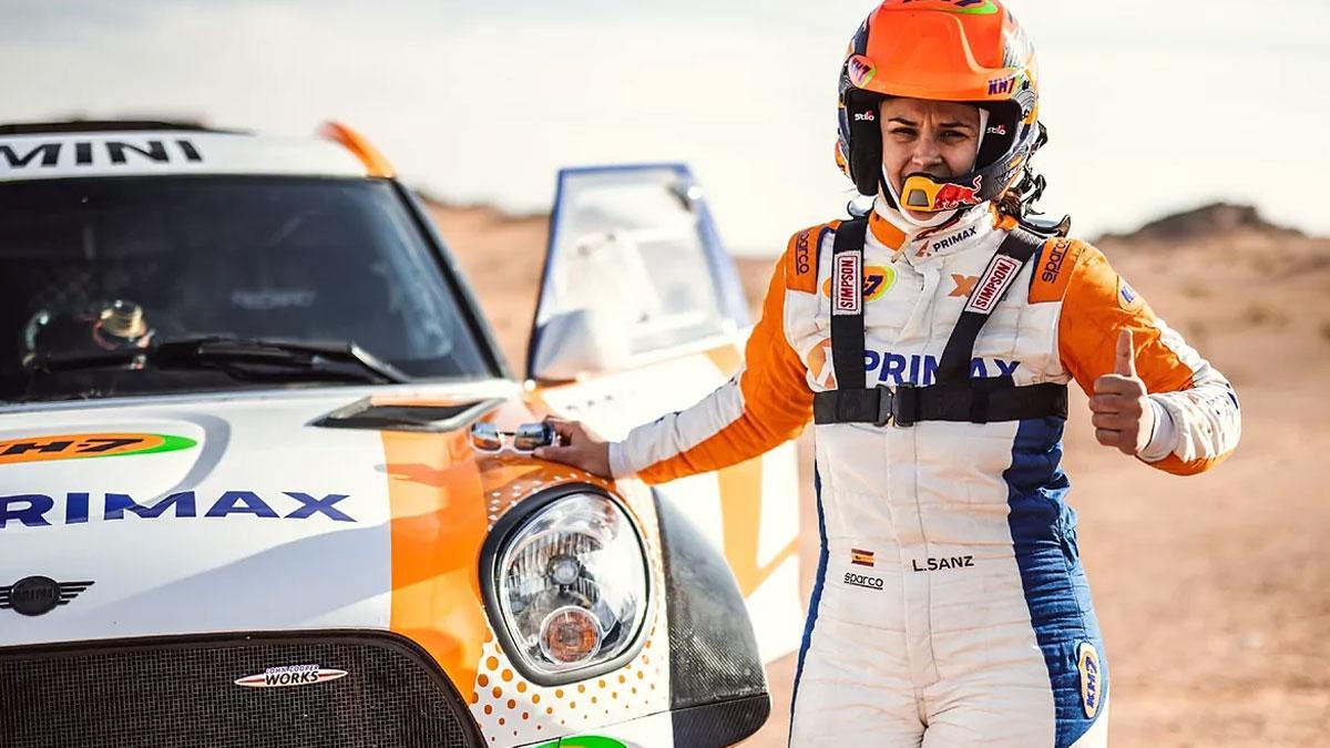 Laia Sanz, con su Mini