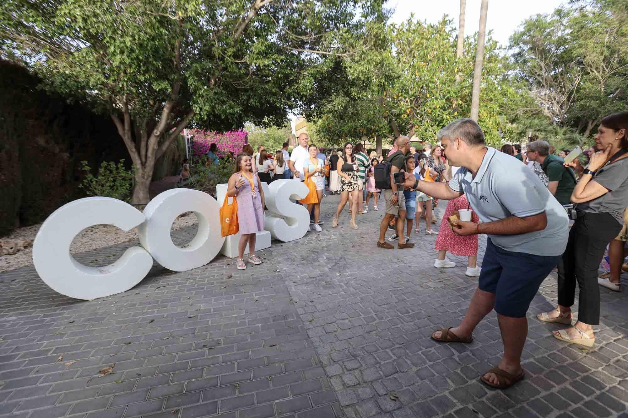 Entrega de premios del concurso infantil de relatos cortos "Cuéntame un cuento para comer" en el Club INFORMACIÓN organizado por COES