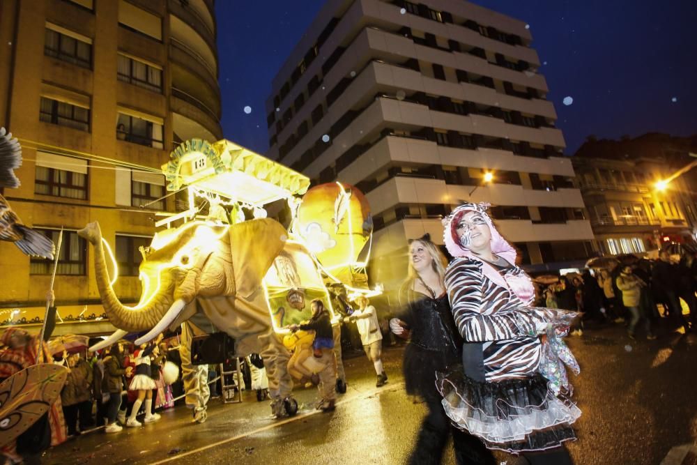 Desfile del martes de Carnaval en el Antroxu de Avilés
