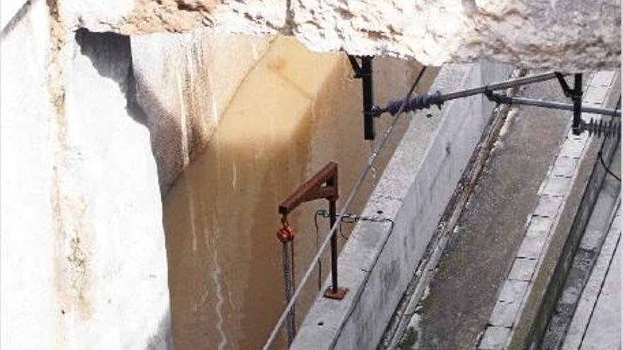 El túnel del TAV es va inundar en caure un mur d&#039;obra