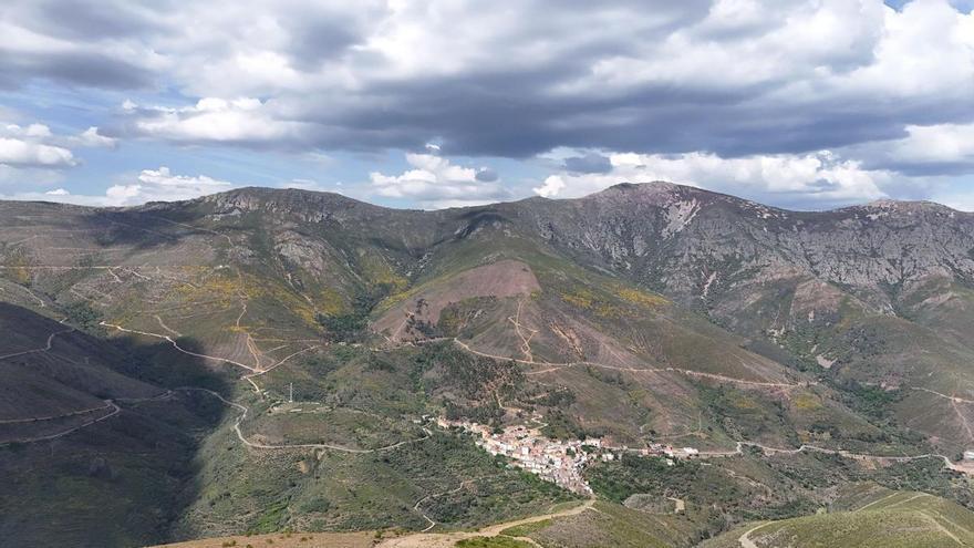 Las Hurdes recuperan vida tras el fuego: Naturgy restaurará 10 hectáreas de bosque en Ladrillar