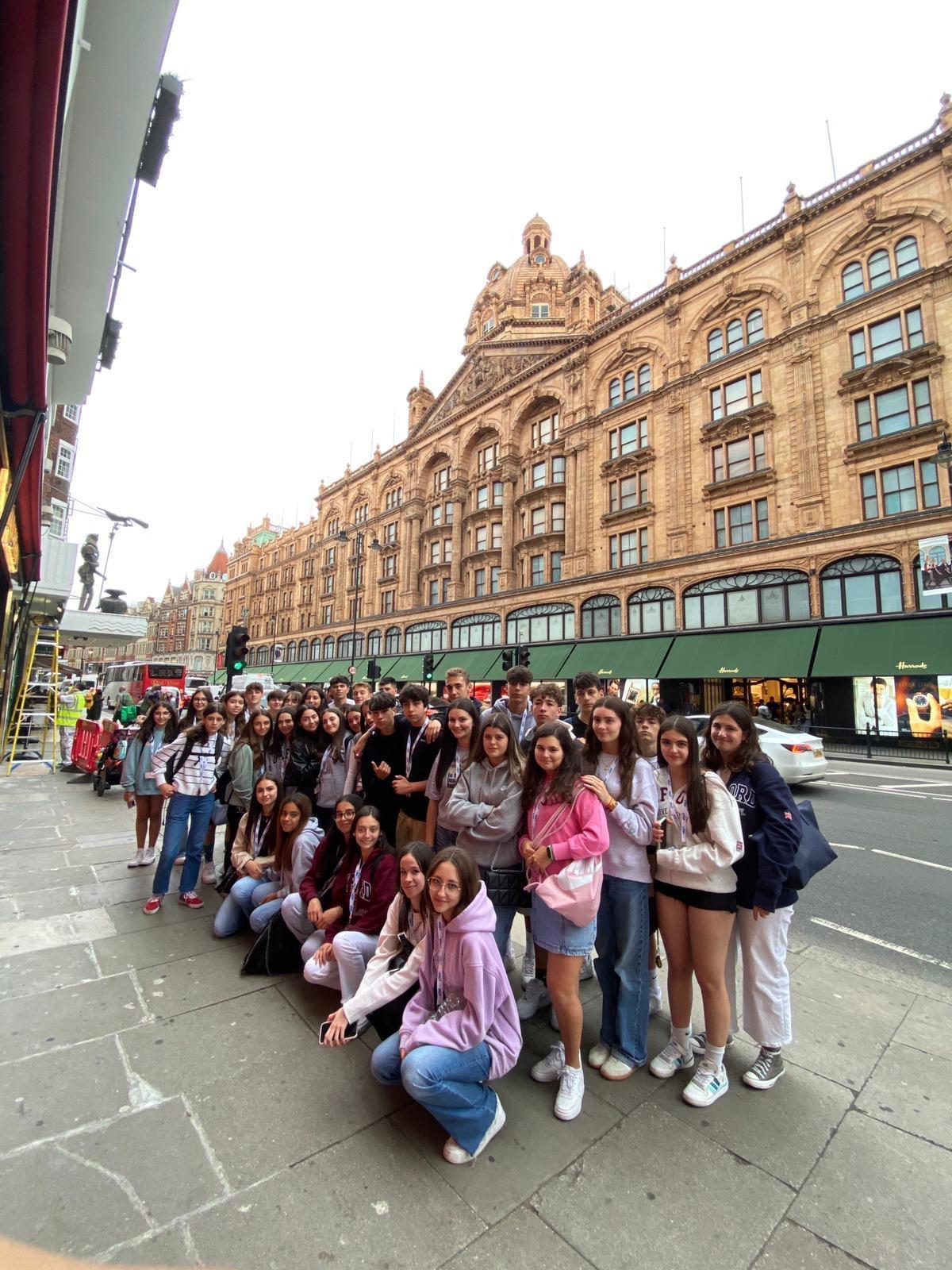 CRÓNICA SOCIAL COMPOSTELANA | Bodas de oro de los médicos que empezaron ...