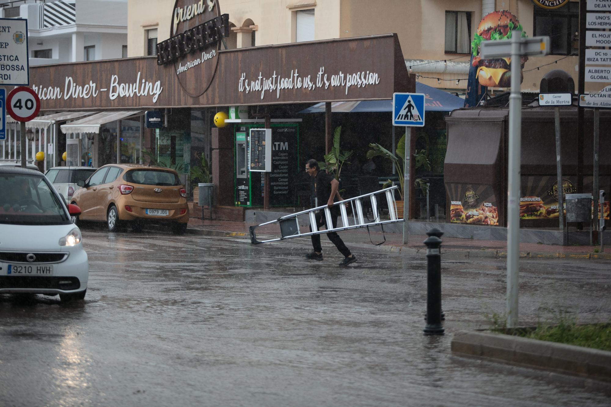 Las imágenes de la tromba de agua que cayó sobre Ibiza