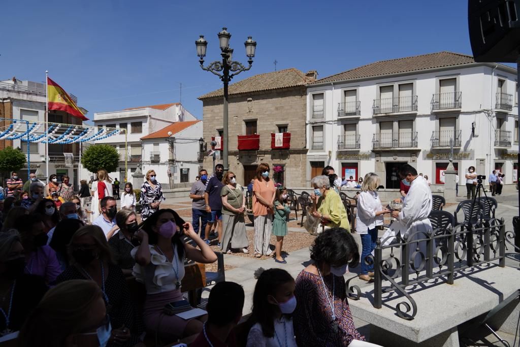 La Virgen de Luna procesiona en Villanueva de Córdoba